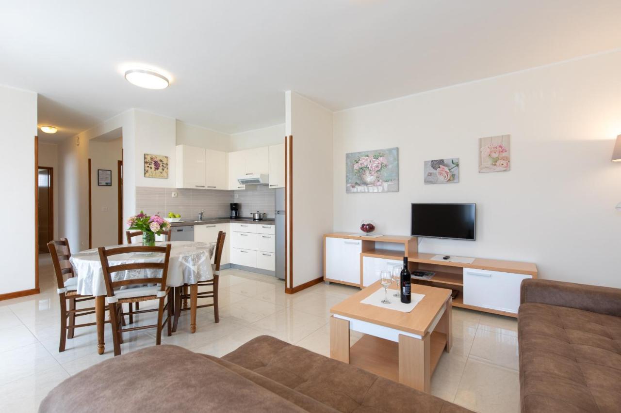 Apartments Dujmovic Ivo 2 Baška Eksteriør billede